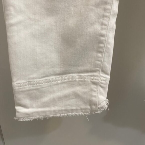 J Jill White Cropped Denim with fringed bottom. Authentic fit Size 14 - Picture 4 of 8